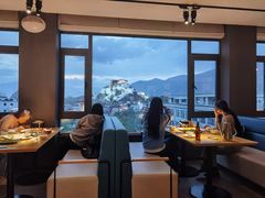 -平措康桑·和牛自助观景餐厅(布达拉宫店)