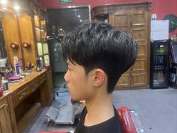 -贝勒爷专业男发