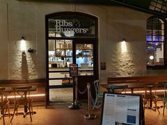 -Ribs & Burgers The Rocks