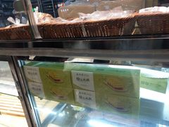 面包甜点陈列柜-鲍师傅糕点(春熙路店)