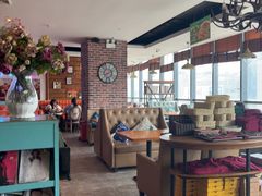 -豪客嘉族·麦尼顿西餐厅(乐福天下店)
