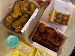 -BHC炸鸡(明洞总店)