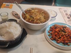 -稻品香小锅饭豆腐馆(北三路店)