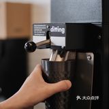 随手拍｜短暂阳光眷顾的日子恰巧在室外喝咖啡☕️