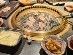 -铭牛烧肉·和牛海鲜自助(高新月牙湖店)