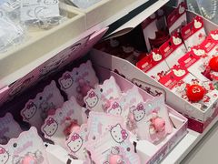 -名创优品(广东省广州琶洲保利广场店)