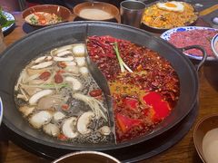 -萍姐火锅·公路夜市(武汉首店)