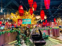 大堂-老滇山寨•云南特色菜•地方菜•民族风情歌舞表演(金碧店)