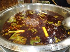 -肖肖酸萝卜鱼火锅(总店)