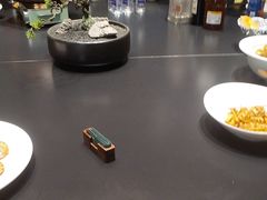 -忆江南·临江鱼馆