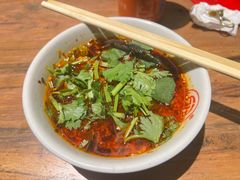 -万记麻辣烫国展总店