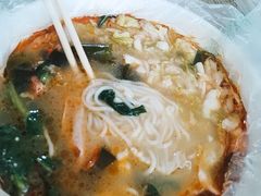 -二钢串叔麻辣烫(华龙大厦店)