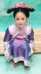 点击看大图 -后宫·古装汉服京剧儿童亲子全家福摄影
