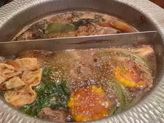-牛YO寿喜烧·铁板烧和牛火锅自助(市府恒隆店)