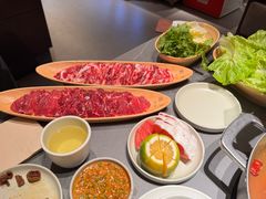 -左庭右院鲜牛肉火锅(浦江欢乐颂店)