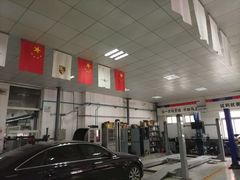 -友谊汽车维修保养·钣金喷漆事故定损·洗车贴膜