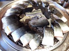 -围炉肉舍•炭烤活鳗•丹东海鲜烤肉(步行街店)