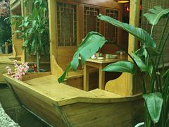 -红色根据地文化主题酒店(太湖街店)