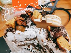 奥利奥马卡龙淡奶油蛋糕-小苍兰风铃草蛋糕甜品(沈阳店)