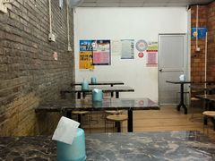 -香港风味小吃店(中英街店)