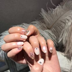 点击看大图 -雪儿·YuKi美甲美睫皮肤管理Salon