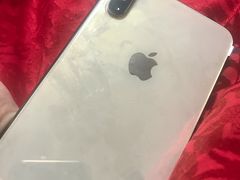 -Apple零售店(华贸购物中心店)