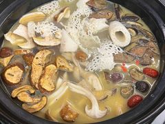-野菌皇海景野生菌火锅(滨海大道店)