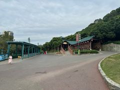 -龙凤山庄影视度假村