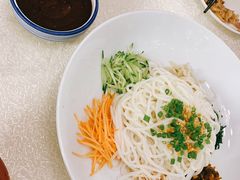 大理鸡丝凉米线-云腾食府·云南菜