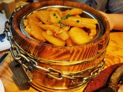 毕加索土豆-苹果树下艺术餐厅(通州店)