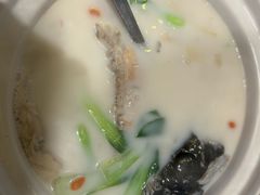 -泉畔人家·老济南经典鲁菜(大明湖店)