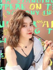 -苏豪美发S A L O N烫发染发