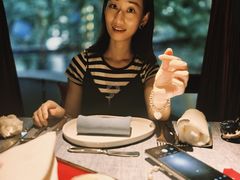 -弦月窗LUNETTE BY AMANDA(复兴路店)