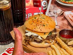 -必胜客(东大桥店)