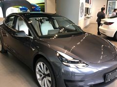 -TESLA 特斯拉(上海太古汇体验店)