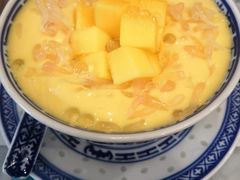 杨枝甘露-广信牛奶甜品世家(台东店)