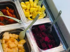 -三佰瑞冻酸奶(凯德MALL店)