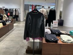 -URBAN REVIVO(上海中庚漫游城店)