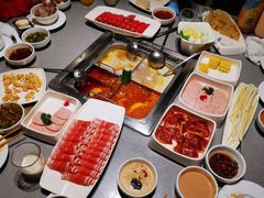-海底捞火锅鲜切牛肉主题店(长寿路店)