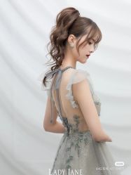 -Lady  Jane高端婚纱礼服馆