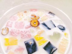 海南清补凉-托乐嘉美食广场(托乐嘉街区店)