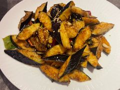 -闫府私房菜(恒隆店)