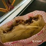 陕西肉夹馍太好吃了吧！绝绝子！酥脆到掉渣