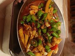 -老街烧烤大排档·地道湖北菜·龙虾馆(汉口火车站店)
