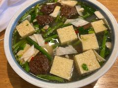 -金莹丸子汤清真(朝外SOHO店)