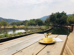 -比顿咖啡(和顺古镇店)