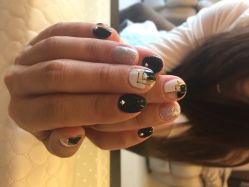 Slowlife Nail 慢生活美甲-S · Nail 自助美甲美睫