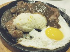 -豪客来牛排(中央花苑店)