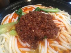 -丽虹云南过桥米线(兴工街店)