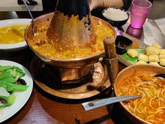 -觅山云南菜(泊富ICITY店)